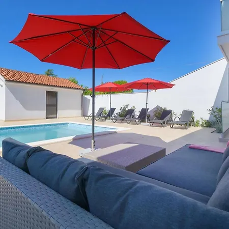 Mala Vala Holiday home *