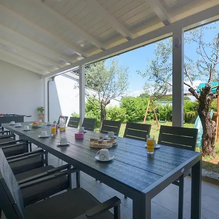 Holiday home Mala Vala *